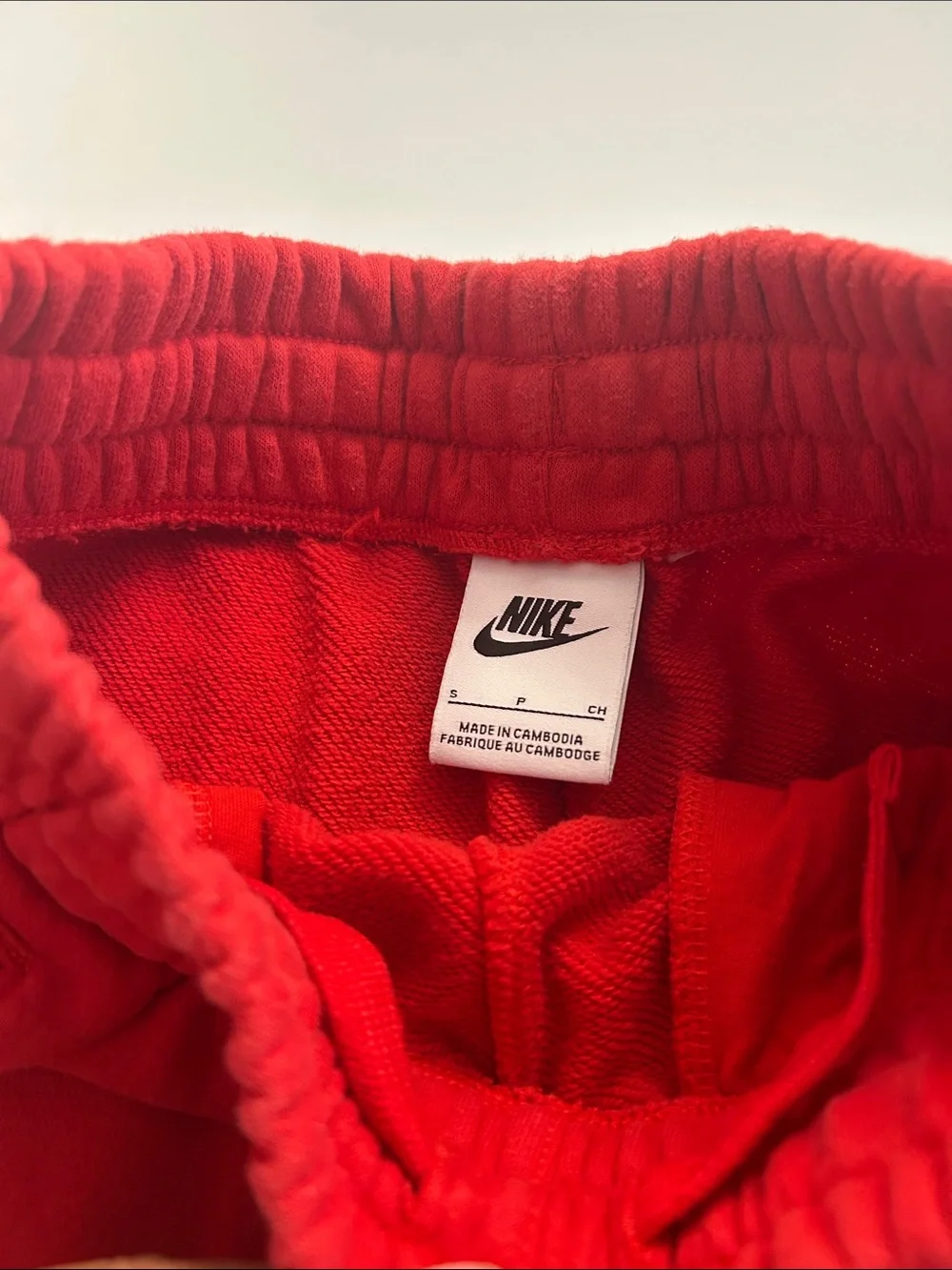 Nike boy’s red